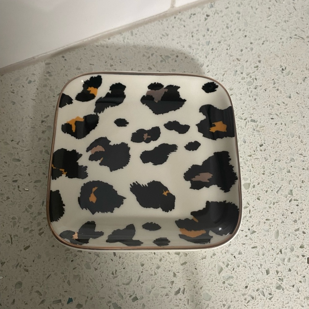 Plunder Leopard Ceramic Jewelry Tray